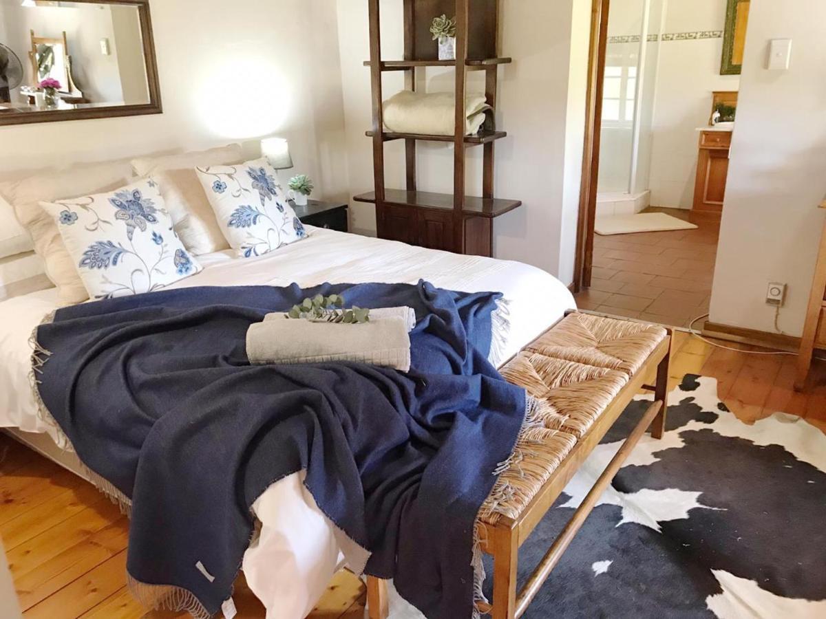 Erin Guesthouse And B&B 버그빌 외부 사진